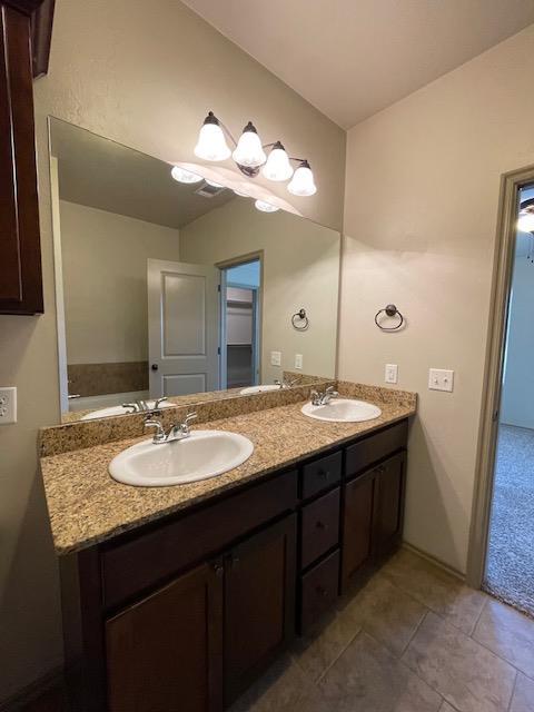 Building Photo - 3117 Yosemite Dr