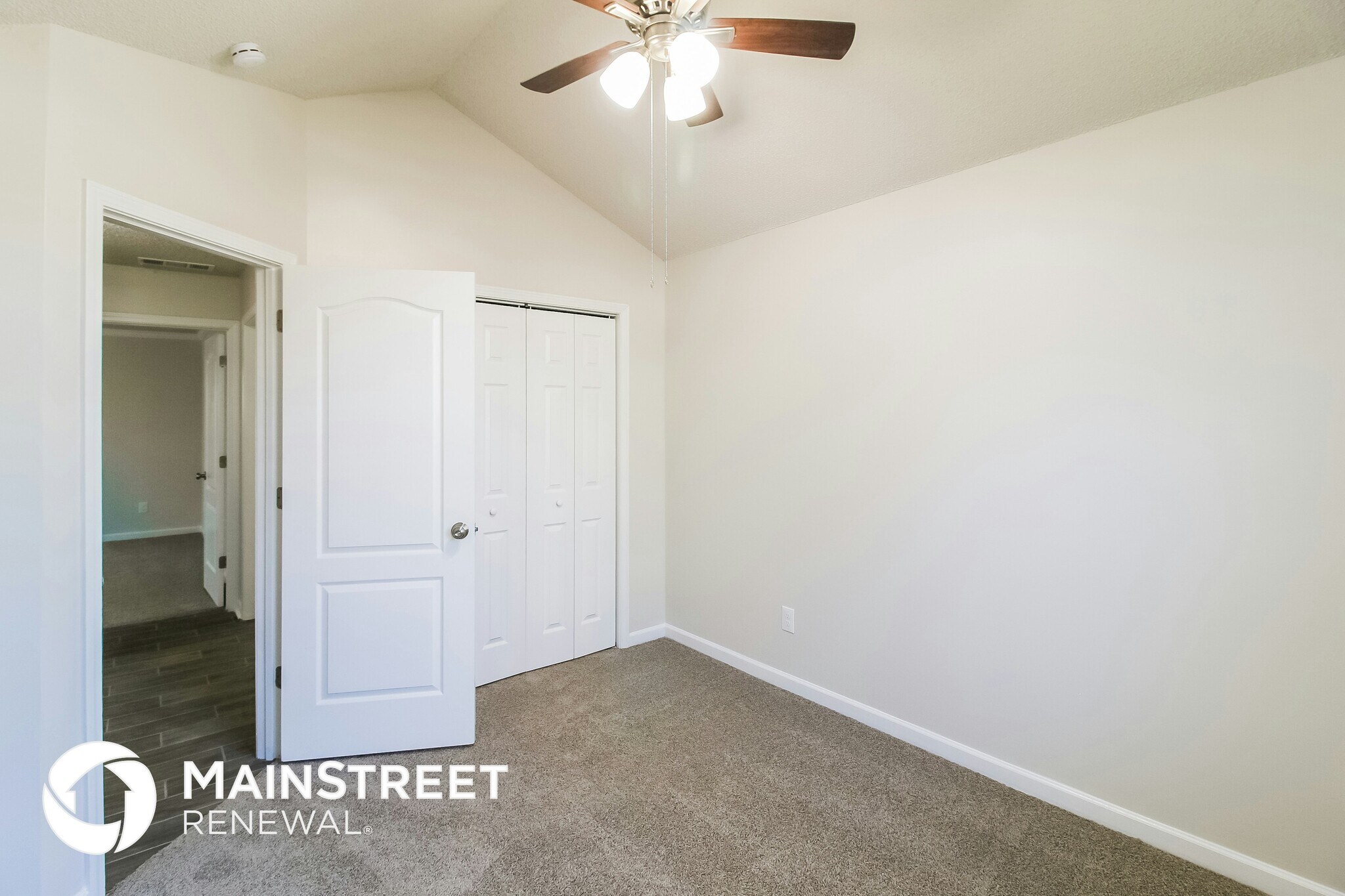 Building Photo - 10381 Commons Crossing