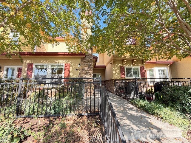 Primary Photo - 1510 Orange Ave