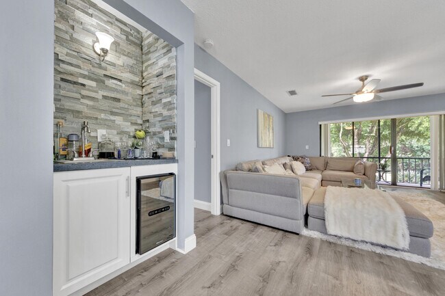 Building Photo - 21866 Cypress Cir