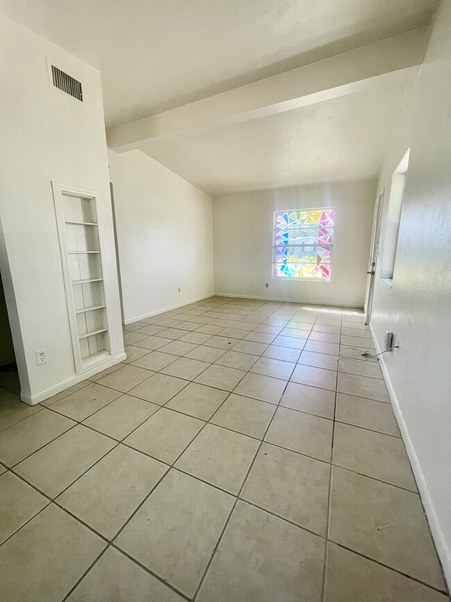 Building Photo - 6334 Talbot Cir