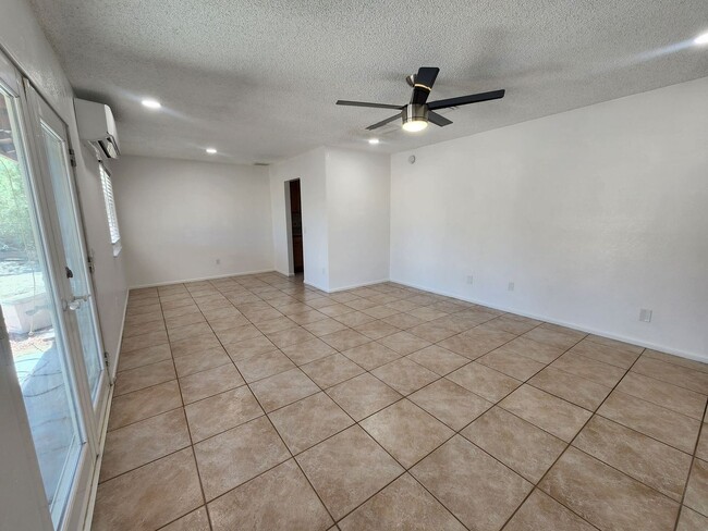 Building Photo - 73477 Desert Trail Dr