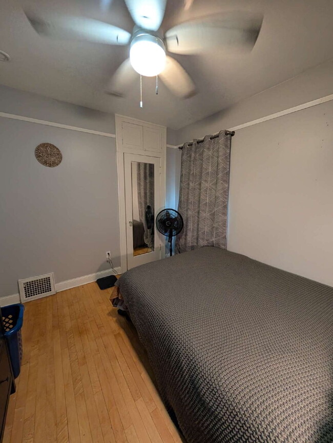 Building Photo - Charming 3BR in Victory Memorial with Fenced Yard & Garage