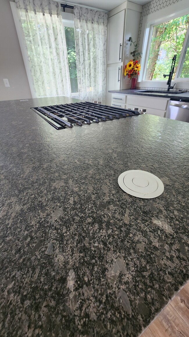 Building Photo - 8054 Ortonville Rd