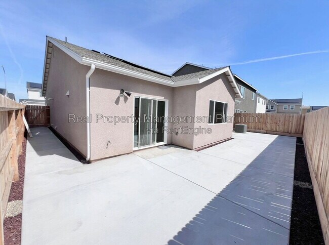 Building Photo - 7229 E Cornell Ave