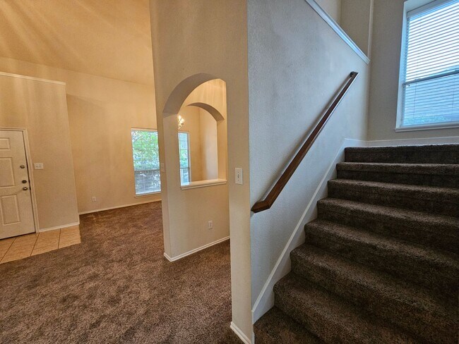 Building Photo - Available now ready for immediate move in