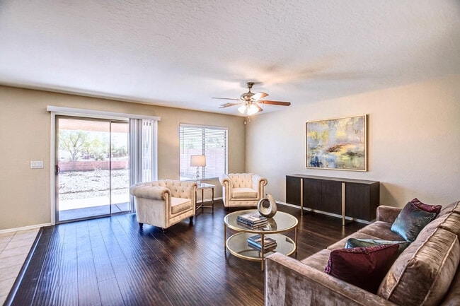 Building Photo - 24347 N Oasis Blvd