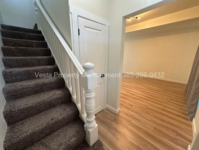 Building Photo - 2538 Orchard Ave