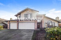 Building Photo - 441 N Lexington Dr