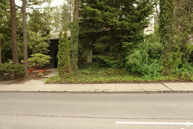 Building Photo - 2801 S Grand Blvd