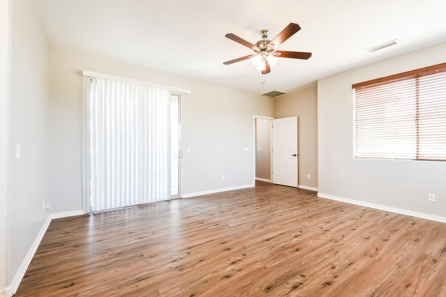 Building Photo - 3419 W Darien Way