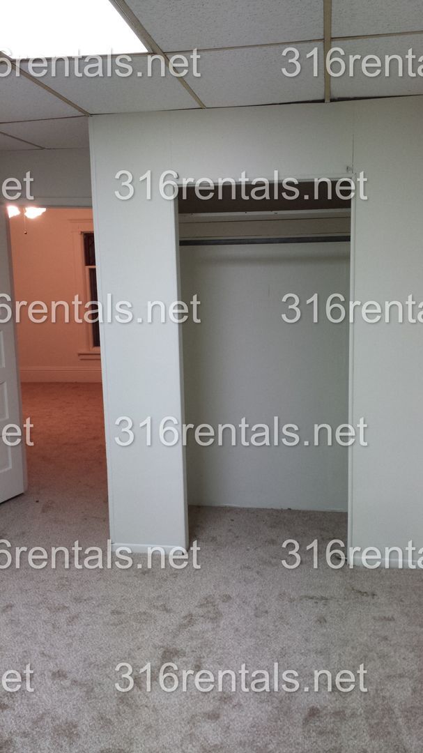 Building Photo - $795 - 2 bed 1 bath - Single Family Home