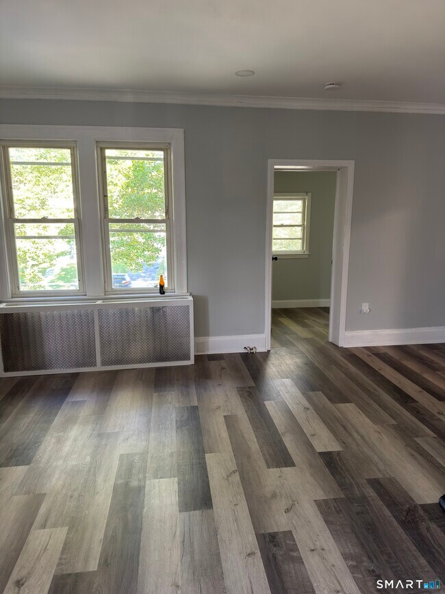 Building Photo - 67-69-69 Westbourne Pkwy