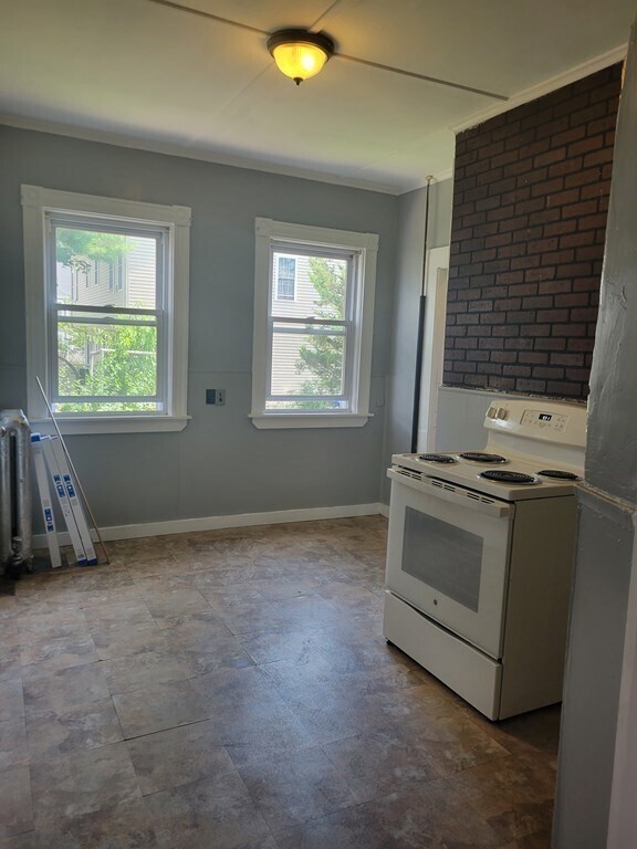 Building Photo - 7-9 Jackson St