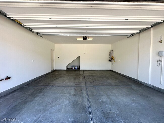 Building Photo - 1570 Crowned Eagle St