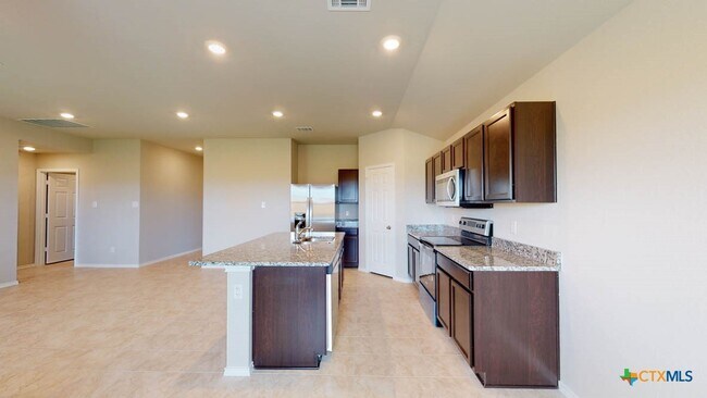 Building Photo - 1504 Rolling Thunder Dr