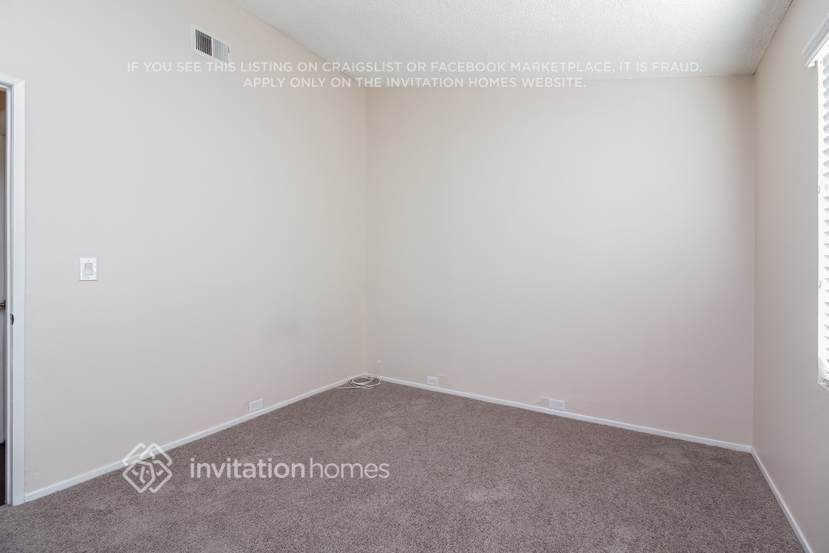 Building Photo - 25134 Hazelwood Cir