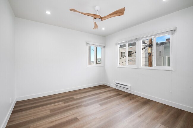 North Bedroom - 118 38th Pl