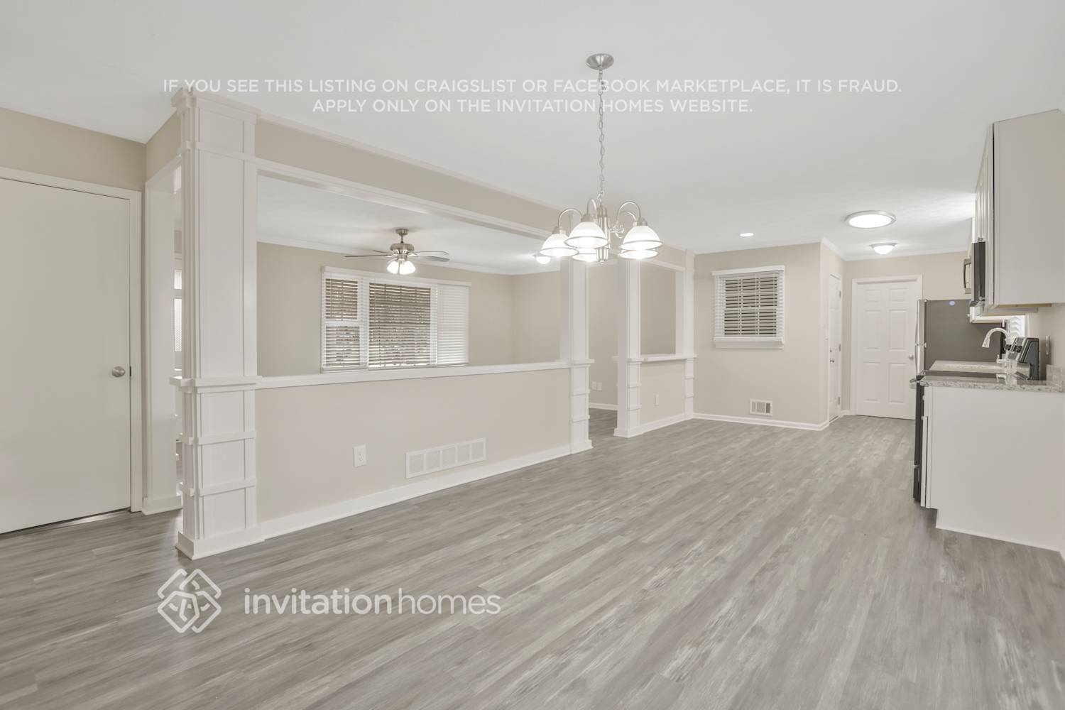 Building Photo - 3954 Lindley Dr