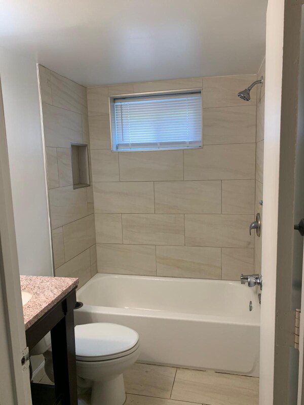Building Photo - 5504 Karen Elaine Dr