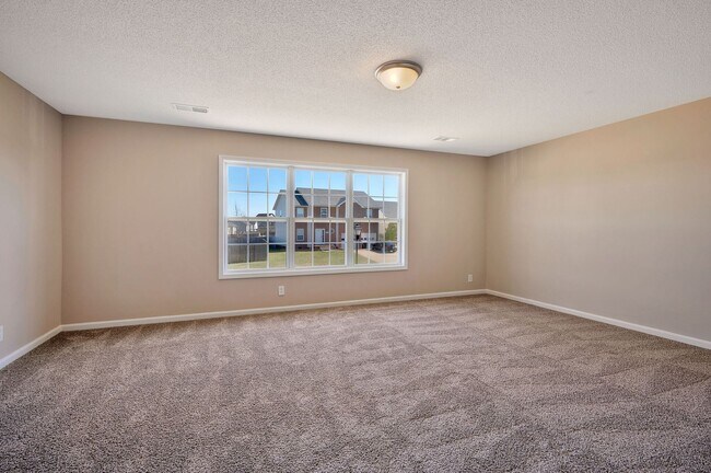 Building Photo - Perfect Family Layout with Office & Large Fenced Backyard