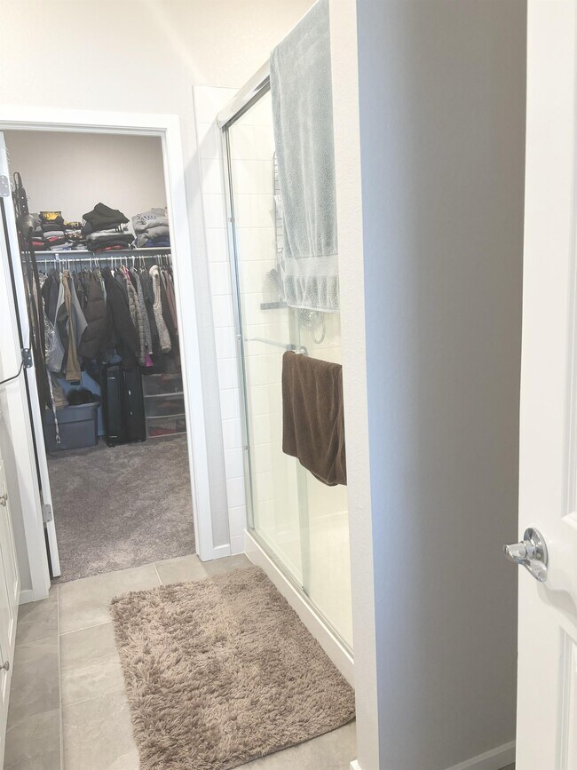 Building Photo - 23600 E 41st Ave