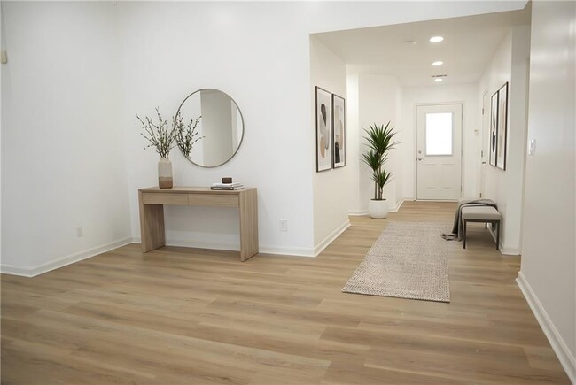 Building Photo - 2250 Berkeley Creek Ct