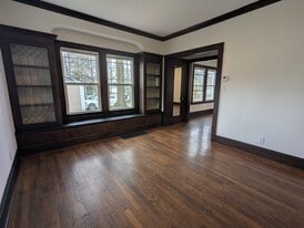 Building Photo - 1510 Wood Rd