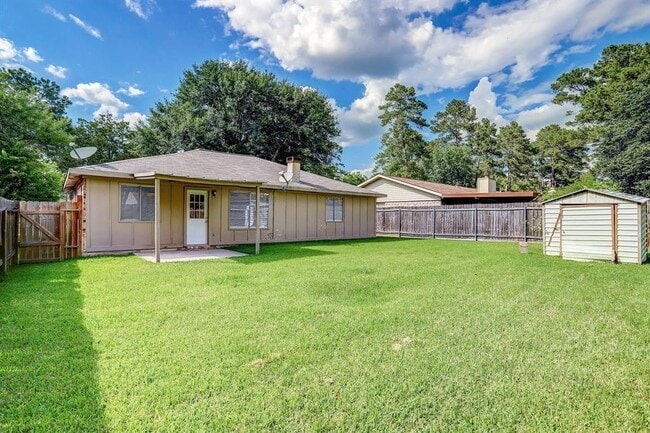 Building Photo - 4906 Adonis Dr