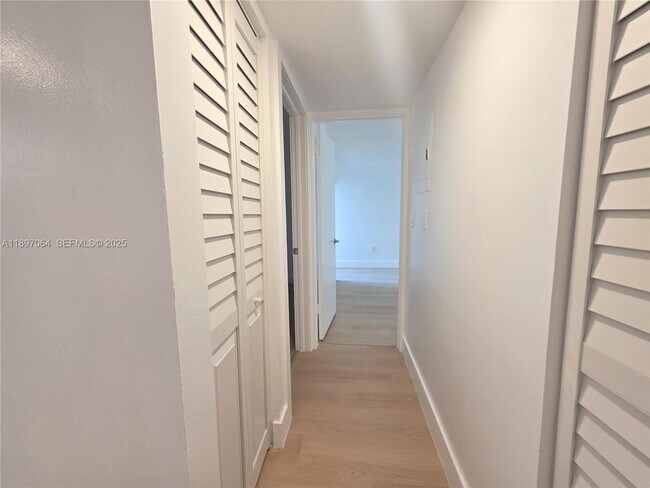 Building Photo - 7445 SW 153rd Pl