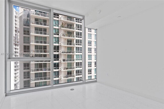 Building Photo - 300 Biscayne Blvd