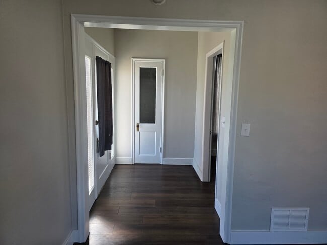 Building Photo - 199 N 100 W