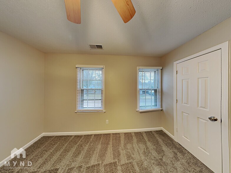 Building Photo - 429 Dove Valley Rd
