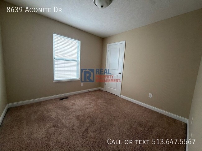 Building Photo - 8639 Aconite Dr