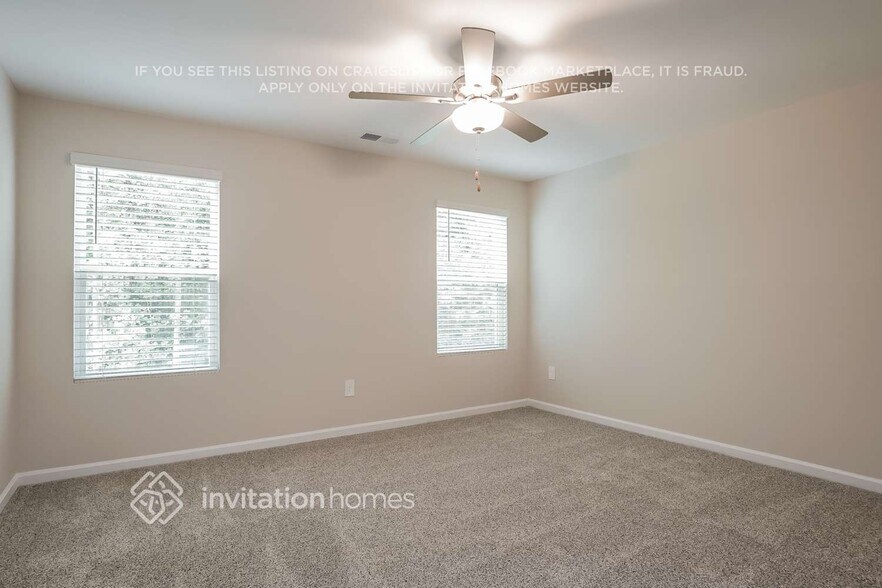Building Photo - 924 Greenville Wy