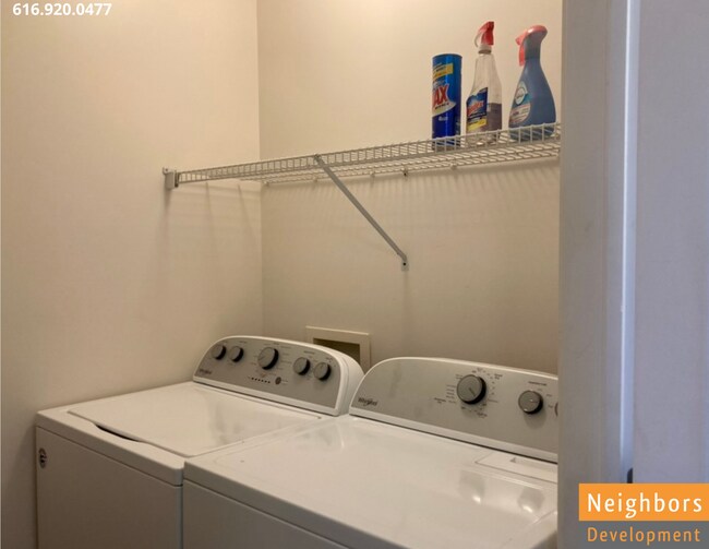 Building Photo - 5425 Rivertown Cir SW