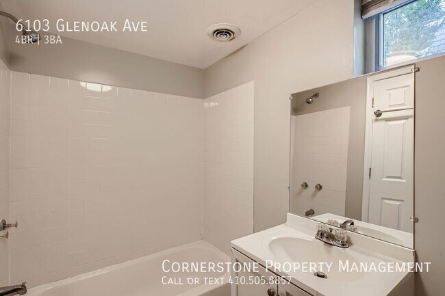 Building Photo - 6103 Glenoak Ave