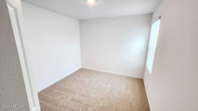 Building Photo - 307 Redbud Rd