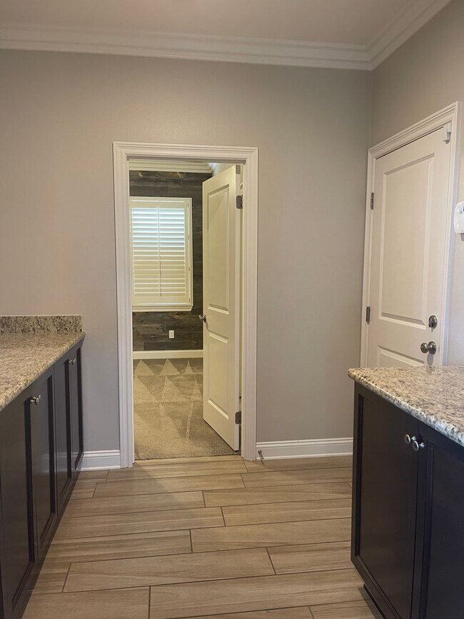 Building Photo - Exquisite 5-Bedroom, 3.5-Bath Home in Coveted Morgan Hill Estates