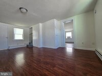 Building Photo - 76 Chestnut St