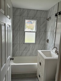 Building Photo - 4930 N 22nd St