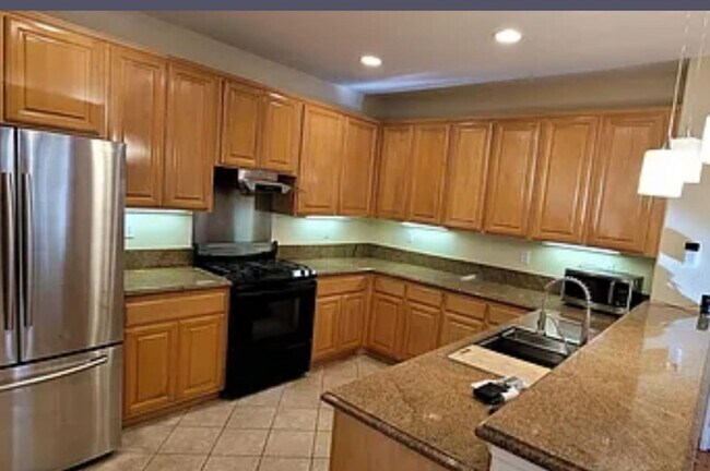 Building Photo - 11433 Mountain View Dr
