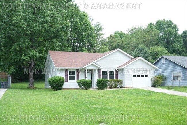 Building Photo - A beautiful house available in Williford