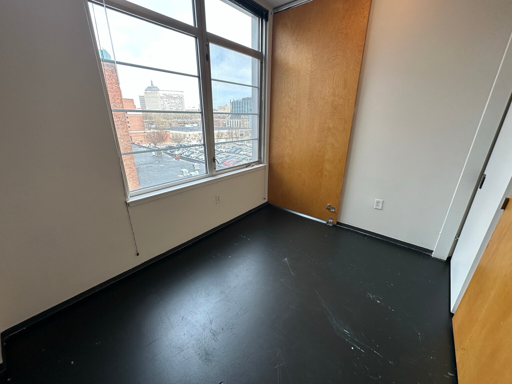 Building Photo - 147 E Berkeley St