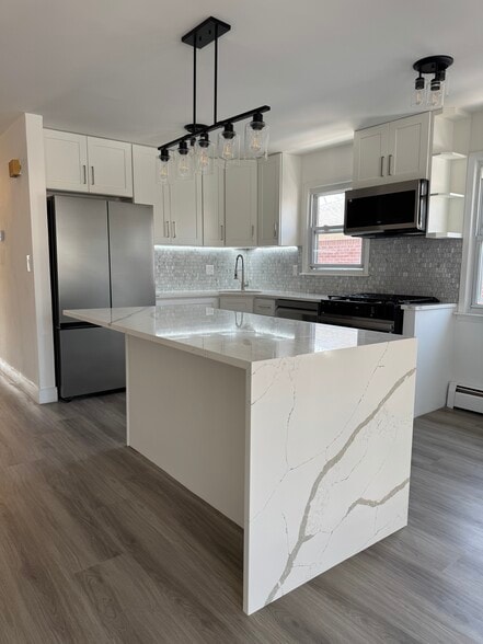 Building Photo - 15704 17th Rd