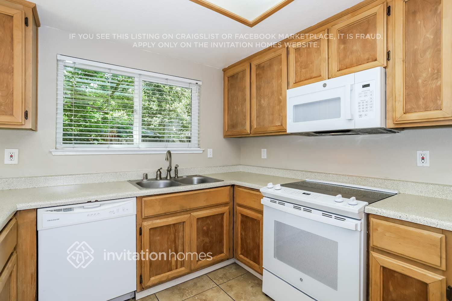 Building Photo - 4913 Adorn Ct