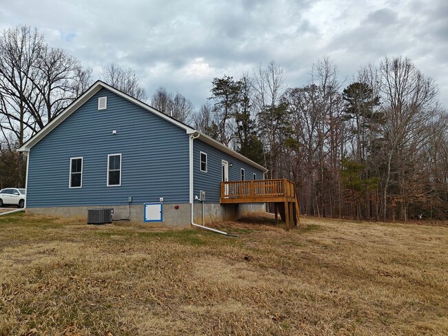 Building Photo - New 3 bedroom home on 2 acres