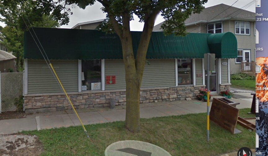 Building Photo - 2645 Milwaukee St