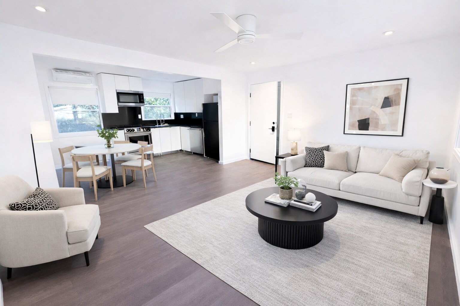 Building Photo - 1201 Bay St