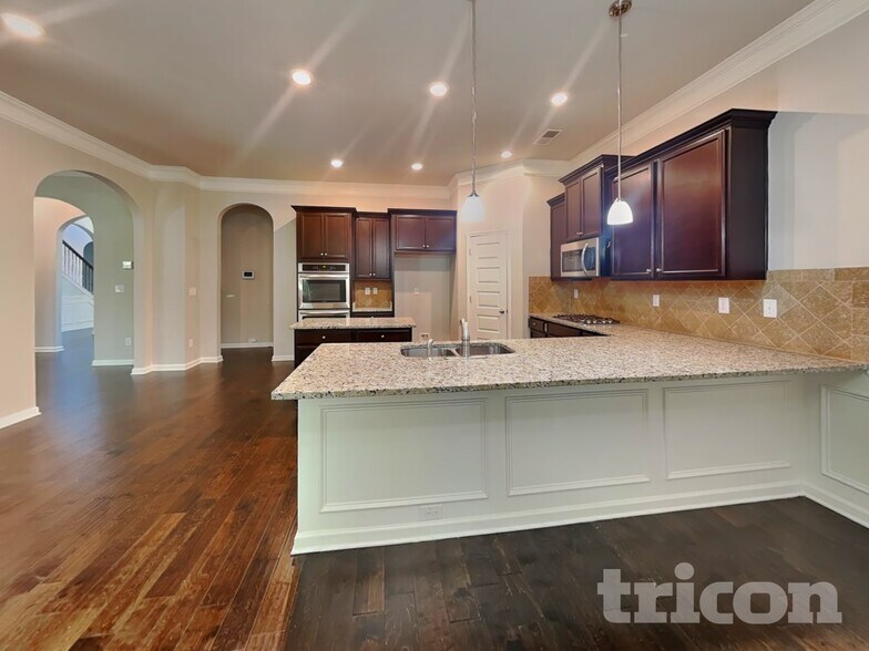 Building Photo - 68 Shenandoah Dr